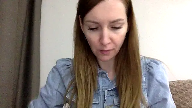 Varnyx online show from December 16, 2025, 5:50 pm