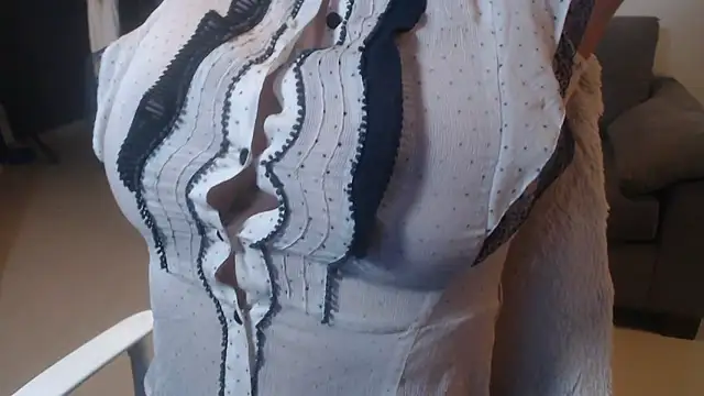 Snapshot of Katalina_sexyyy chatting on February 19, 2026, 8:50 pm Katalina sexyyy online show from February 19, 2026, 8:50 pm