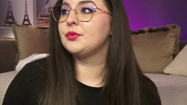 Snapshot of Mia_Swano chatting on May 17, 2026, 2:11 am Mia Swano online show from May 17, 2026, 2:11 am