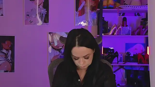 Jolie Orchid online show from April 12, 2026, 12:19 pm