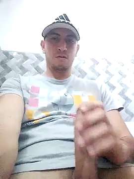 Snapshot of ZabdielDiego chatting on October 16, 2025, 5:32 pm ZabdielDiego online show from October 16, 2025, 5:32 pm