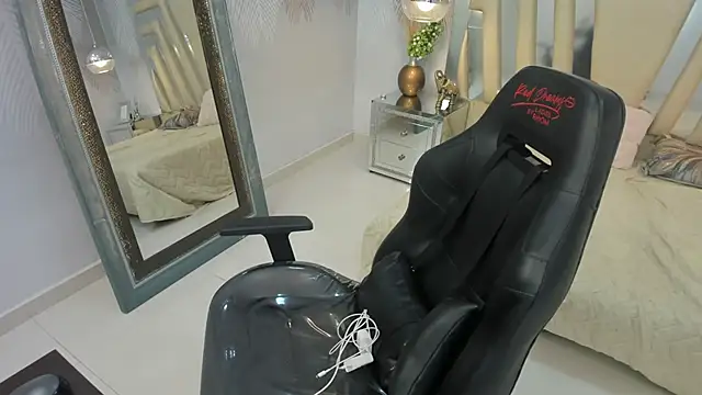 ValerySkinnyy online show from March 19, 2026, 3:50 am