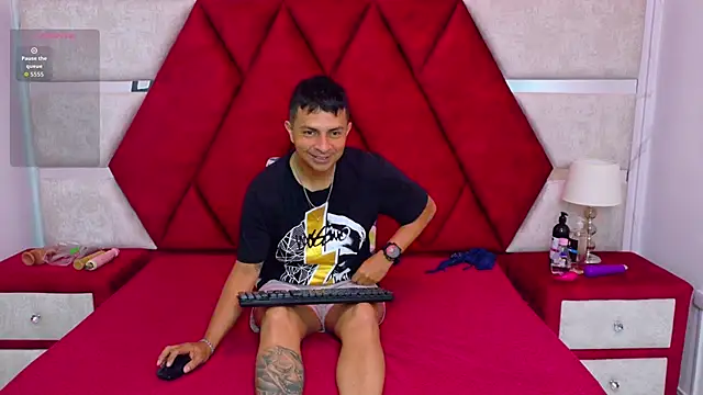 Kity spiderr online show from November 12, 2025, 12:42 pm