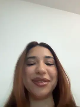 Snapshot of ItalianGirl chatting on November 29, 2025, 4:07 pm ItalianGirl online show from November 29, 2025, 4:07 pm