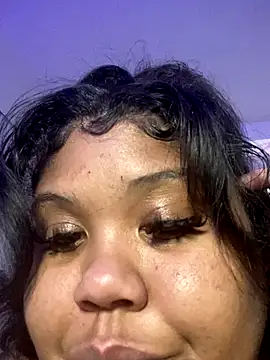 BlaxicanaMami online show from October 19, 2025, 6:38 am