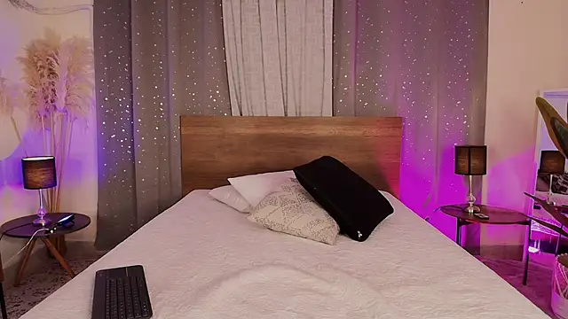 ViolettGomez 93 online show from November 24, 2025, 4:23 am