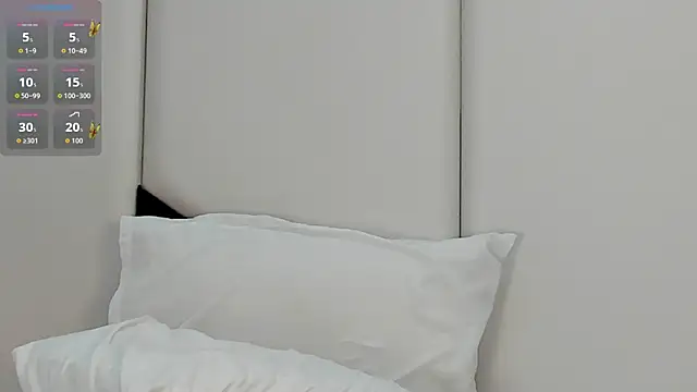 XimenaCosta online show from April 12, 2026, 11:24 am