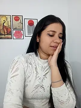 Snapshot of ValerieLove_ chatting on February 7, 2026, 9:23 pm ValerieLove online show from February 7, 2026, 9:23 pm