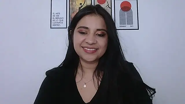 Snapshot of ValerieLove_ chatting on February 18, 2026, 8:05 pm ValerieLove online show from February 18, 2026, 8:05 pm