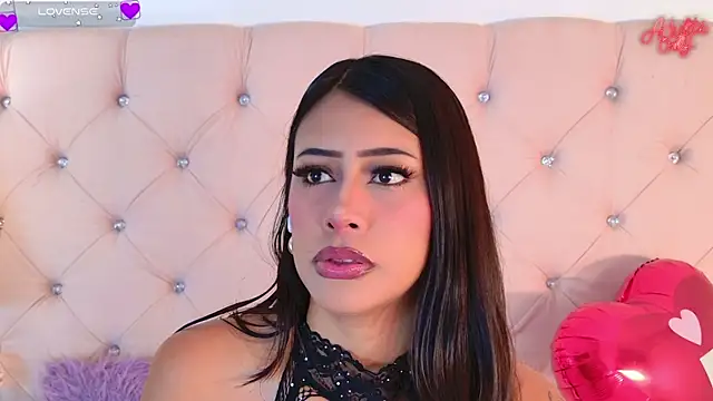 Snapshot of CaterinaRomano chatting on February 17, 2026, 2:14 pm CaterinaRomano online show from February 17, 2026, 2:14 pm