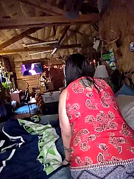 Snapshot of Uniquegypsy420 chatting on September 15, 2025, 10:21 pm Uniquegypsy420 online show from September 15, 2025, 10:21 pm