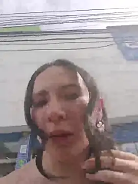 Snapshot of Bella_Sumers chatting on May 8, 2026, 7:50 pm Bella Sumers online show from May 8, 2026, 7:50 pm