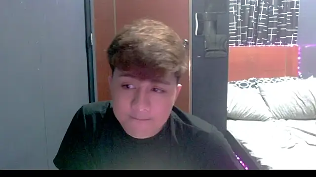 KentAivan online show from February 4, 2026, 7:42 pm