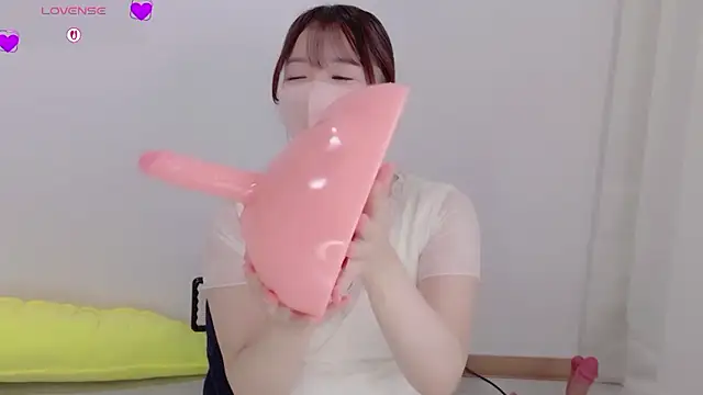 Mayu o19o online show from July 19, 2026, 2:20 am