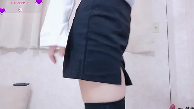 Snapshot of Mayu_o19o chatting on February 25, 2026, 12:11 am Mayu o19o online show from February 25, 2026, 12:11 am