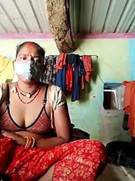 Snapshot of CUTE-004 chatting on February 14, 2026, 10:15 am CUTE-004 online show from February 14, 2026, 10:15 am