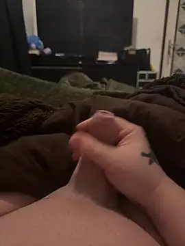 Snapshot of Badking9377 chatting on December 20, 2025, 10:07 am Badking9377 online show from December 20, 2025, 10:07 am