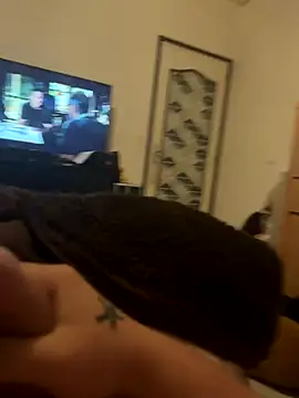 Snapshot of Badking9377 chatting on October 5, 2025, 5:03 pm Badking9377 online show from October 5, 2025, 5:03 pm