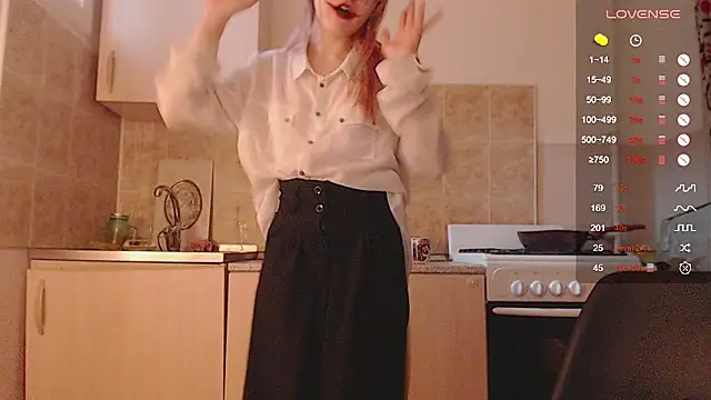 Snapshot of ohmycheryl chatting on November 1, 2025, 10:47 pm ohmycheryl online show from November 1, 2025, 10:47 pm