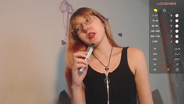 Snapshot of ohmycheryl chatting on October 26, 2025, 6:19 pm ohmycheryl online show from October 26, 2025, 6:19 pm