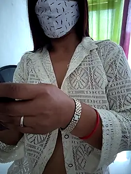Snapshot of your_favourite_bhabhi chatting on March 19, 2026, 7:41 am your favourite bhabhi online show from March 19, 2026, 7:41 am
