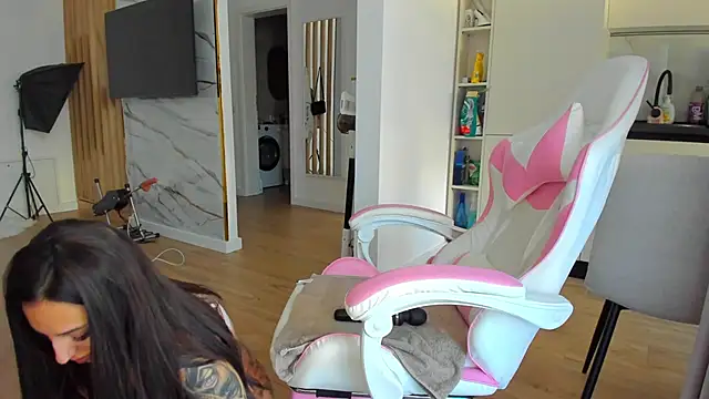 Snapshot of Anya_Belle chatting on February 27, 2026, 8:36 am Anya Belle online show from February 27, 2026, 8:36 am