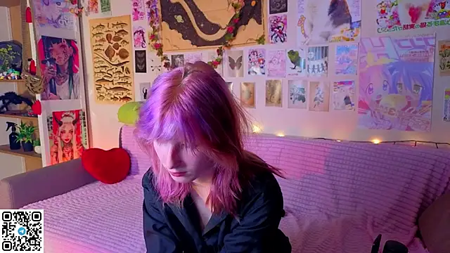 Snapshot of KandraCruser chatting on May 9, 2026, 8:12 pm KandraCruser online show from May 9, 2026, 8:12 pm