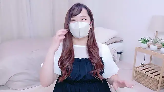 CHIAKI xxo online show from October 17, 2025, 6:39 am