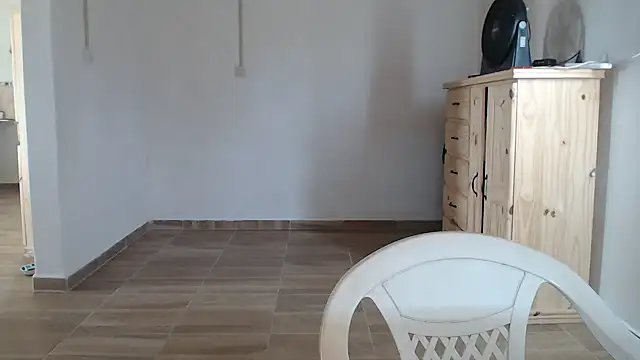 Missforever online show from February 13, 2026, 3:34 pm