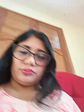 Monse--145 online show from January 10, 2026, 3:07 pm