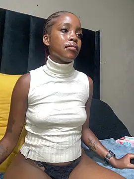 Littlebunny33 online show from March 24, 2026, 7:58 pm