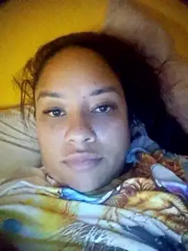 Snapshot of EAAM1@xh chatting on January 16, 2026, 8:13 pm EAAM1xh online show from January 16, 2026, 8:13 pm