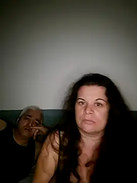 Snapshot of PerleRaree chatting on April 26, 2026, 7:44 pm PerleRaree online show from April 26, 2026, 7:44 pm