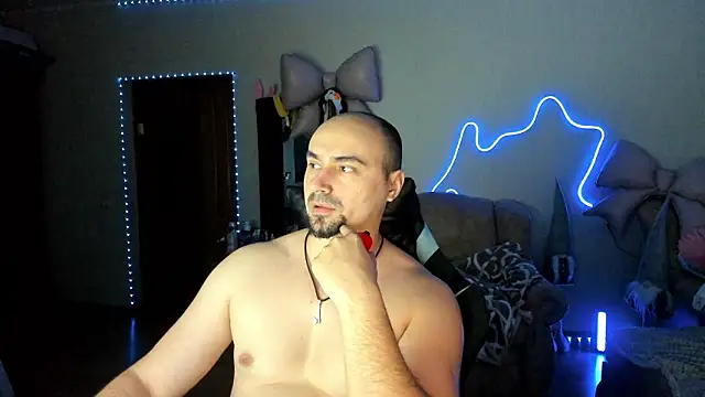 Snapshot of Gri_SH chatting on February 13, 2026, 10:43 pm Gri SH online show from February 13, 2026, 10:43 pm