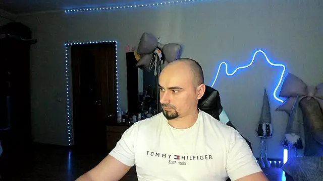 Snapshot of Gri_SH chatting on March 1, 2026, 7:03 pm Gri SH online show from March 1, 2026, 7:03 pm