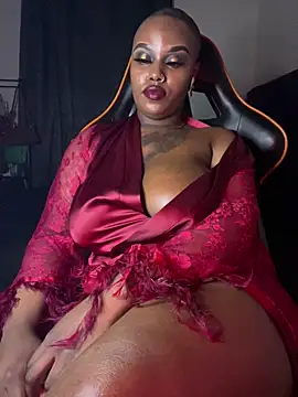 Snapshot of QUEEN_NOBUHLE_777 chatting on January 17, 2026, 10:13 pm QUEEN NOBUHLE 777 online show from January 17, 2026, 10:13 pm