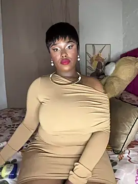Snapshot of QUEEN_NOBUHLE_777 chatting on June 11, 2026, 10:40 pm QUEEN NOBUHLE 777 online show from June 11, 2026, 10:40 pm