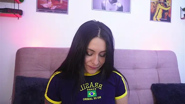 SophiieCumsx online show from May 21, 2026, 1:58 am