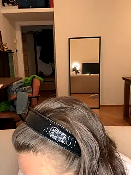 Snapshot of SophiiaStarr chatting on September 16, 2025, 6:42 pm SophiiaStarr online show from September 16, 2025, 6:42 pm