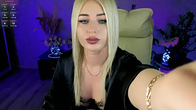 Snapshot of NikkiiStill chatting on May 5, 2026, 2:58 am NikkiiStill online show from May 5, 2026, 2:58 am