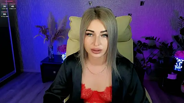 Snapshot of NikkiiStill chatting on June 4, 2026, 2:49 am NikkiiStill online show from June 4, 2026, 2:49 am