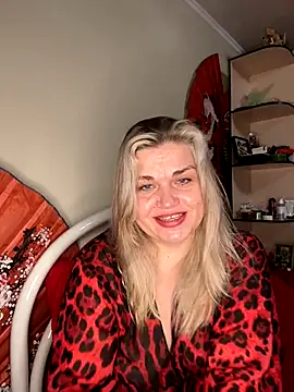 Snapshot of Nayvessa chatting on December 5, 2025, 8:06 pm Nayvessa online show from December 5, 2025, 8:06 pm