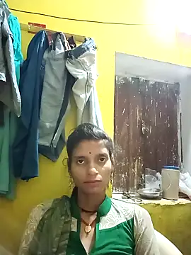 Snapshot of Punam_jindal chatting on October 6, 2025, 1:29 am Punam jindal online show from October 6, 2025, 1:29 am