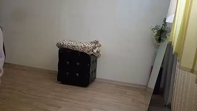 IsabellaHammer online show from January 9, 2026, 11:39 am