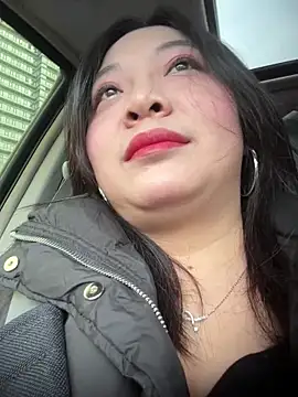 Snapshot of smgirls chatting on December 15, 2025, 2:17 am smgirls online show from December 15, 2025, 2:17 am