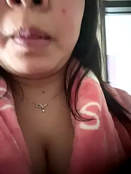 Snapshot of smgirls chatting on December 14, 2025, 11:16 am smgirls online show from December 14, 2025, 11:16 am