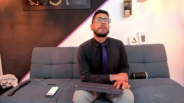 DanteWinter online show from September 10, 2025, 4:11 am