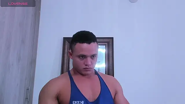 KingLevi01 online show from October 19, 2025, 5:59 pm