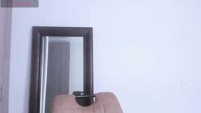 KingLevi01 online show from September 25, 2025, 12:38 am