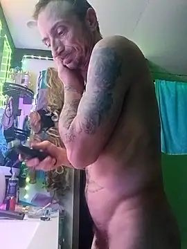 Mrluckstick online show from November 27, 2025, 3:18 am